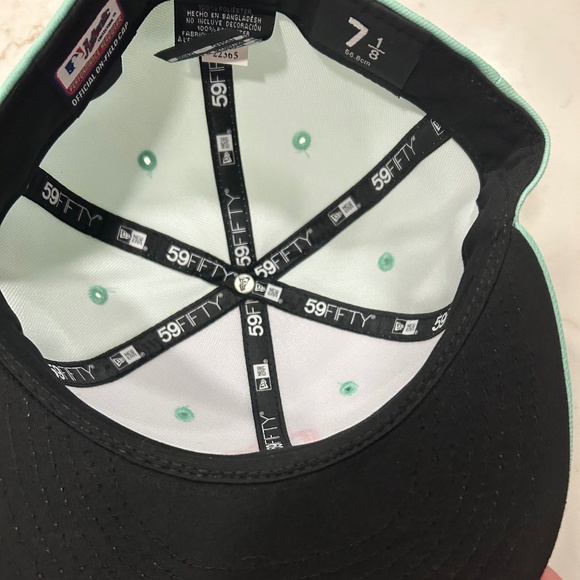 San Diego Padres City Connect Fitted Hat 7 1/8 - Picture 2 of 3